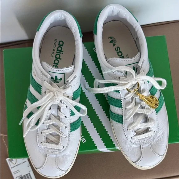 Adidas Blanc Sporty & Rich White and Green Sneakers with Gold Charm - Picture 3 of 7